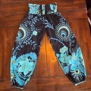Made in Nepal Harem Pants 100% Cotton Bold Colorful Floral Pattern Size S/M